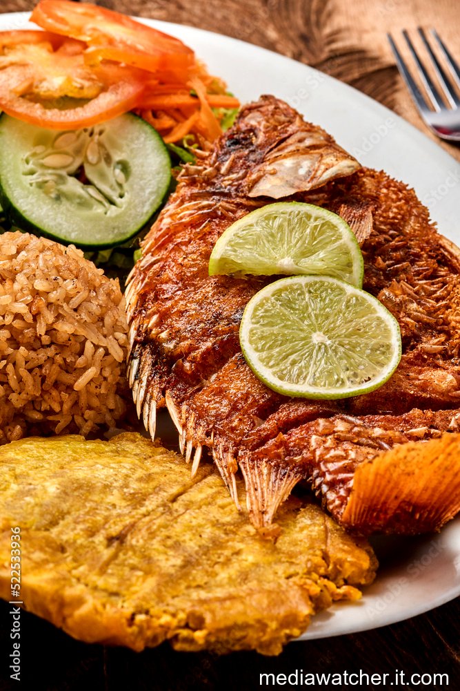 best pescado frito con patacones near me best pescado frito con patacones near me